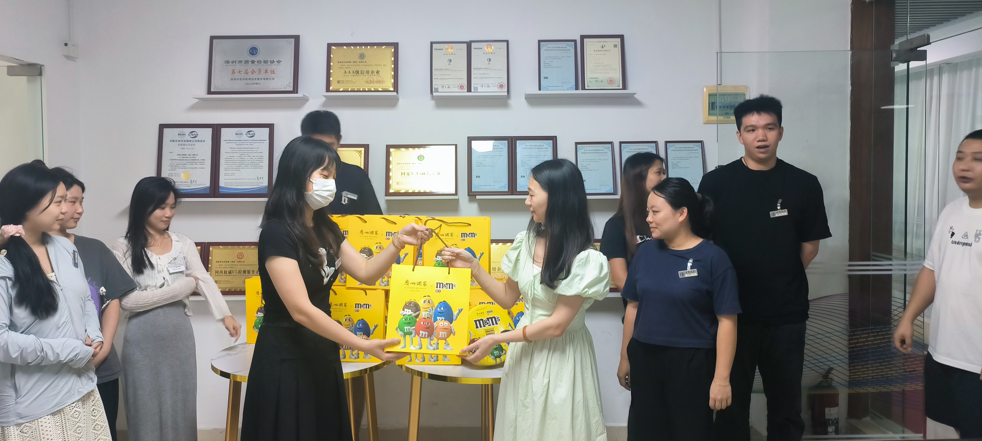 ������Բ����������|��ϣ��Ϸ�����������﷢��